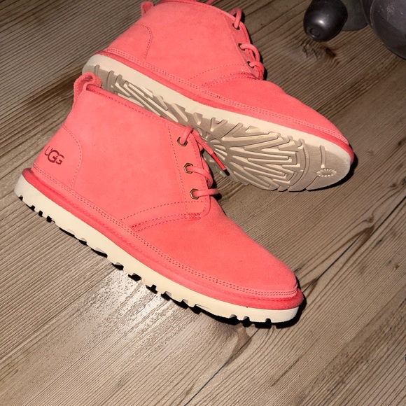 UGG Shoes - UGG Coral Chukka Boots